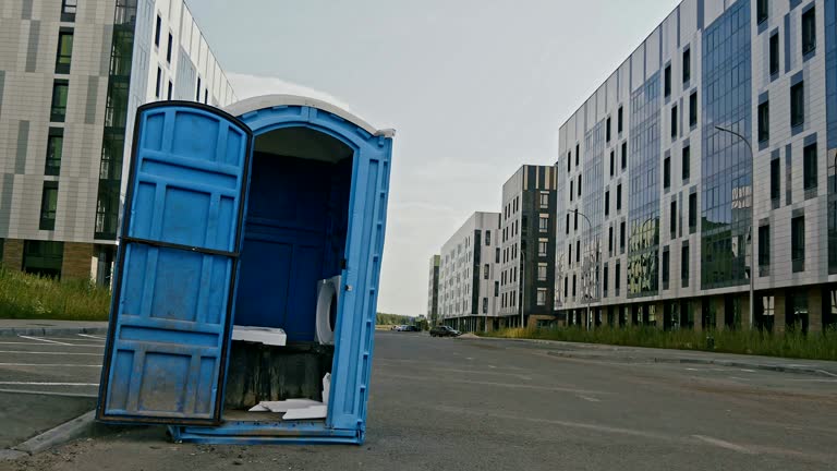  East Massapequa, NY Portable Potty Rental Pros